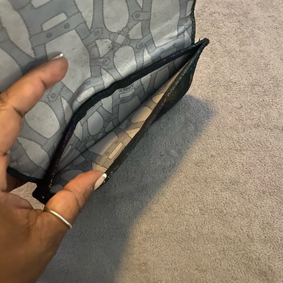 Wallet - Picture 3 of 3